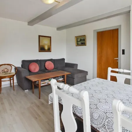 Skarpe By Interhome Højer